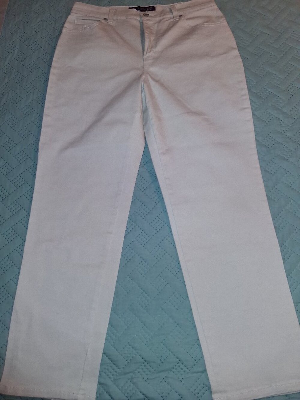 Like New! Gloria Vanderbilt Amanda Jeans-size 12S